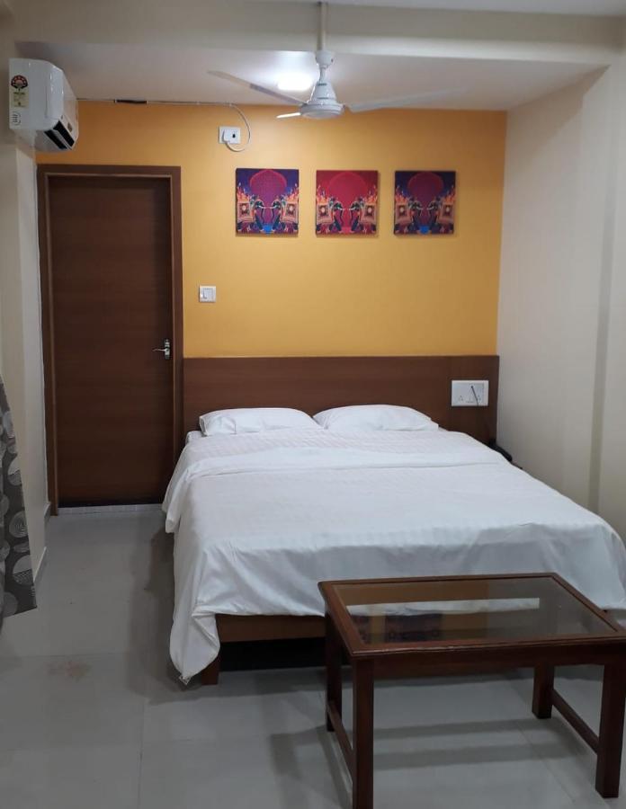 Hotel Shivrai Pen Extérieur photo