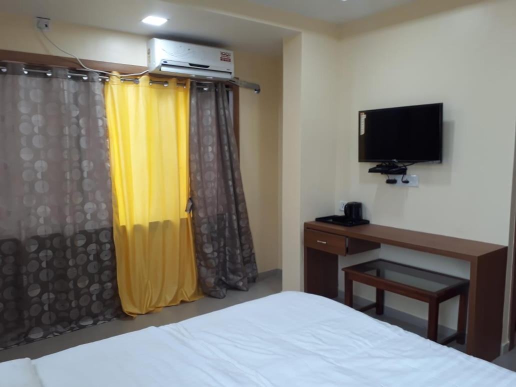 Hotel Shivrai Pen Extérieur photo
